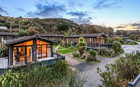 Mullion Cove Coastal Retreat